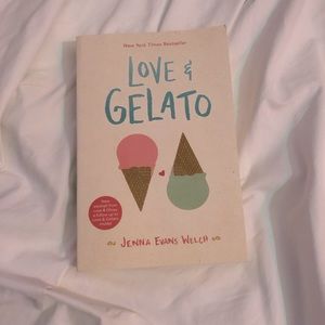 Love & Gelato by Jenna Evans Welch